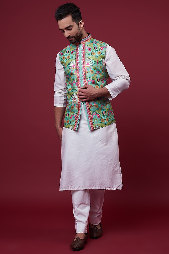 Green Dupion Digital Printed Bundi Jacket by Siddhartha Bansal Men at Pernia's Pop Up Shop