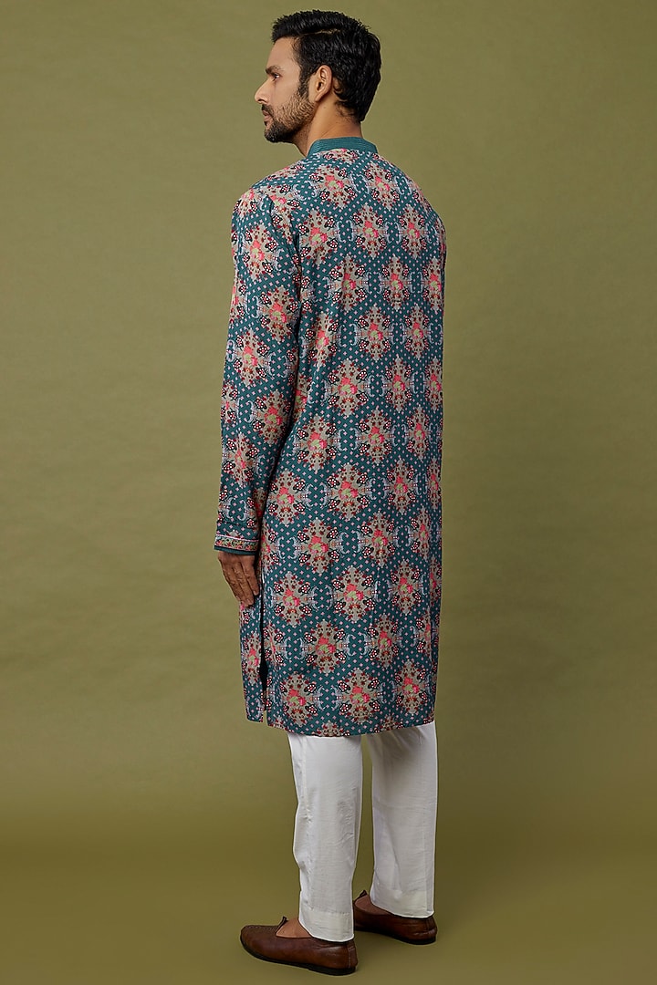 Blue & Grey Digital Printed Kurta by Siddhartha Bansal Men at Pernia's Pop Up Shop