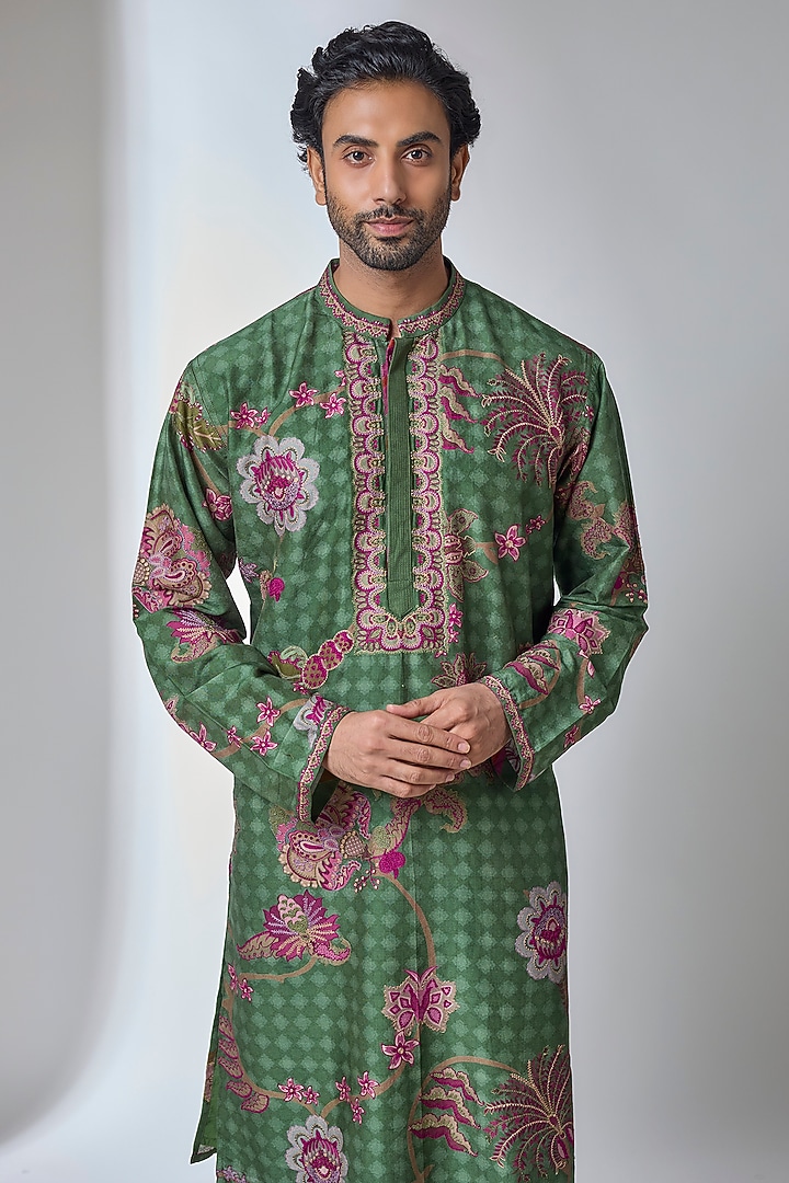 Mint Green Silk Chanderi Kurta by Siddhartha Bansal Men at Pernia's Pop Up Shop