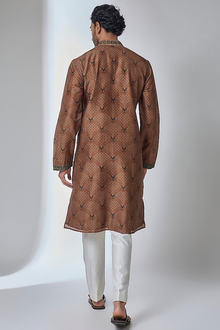 Bronze Gold Silk Chanderi Kurta by Siddhartha Bansal Men at Pernia's Pop Up Shop
