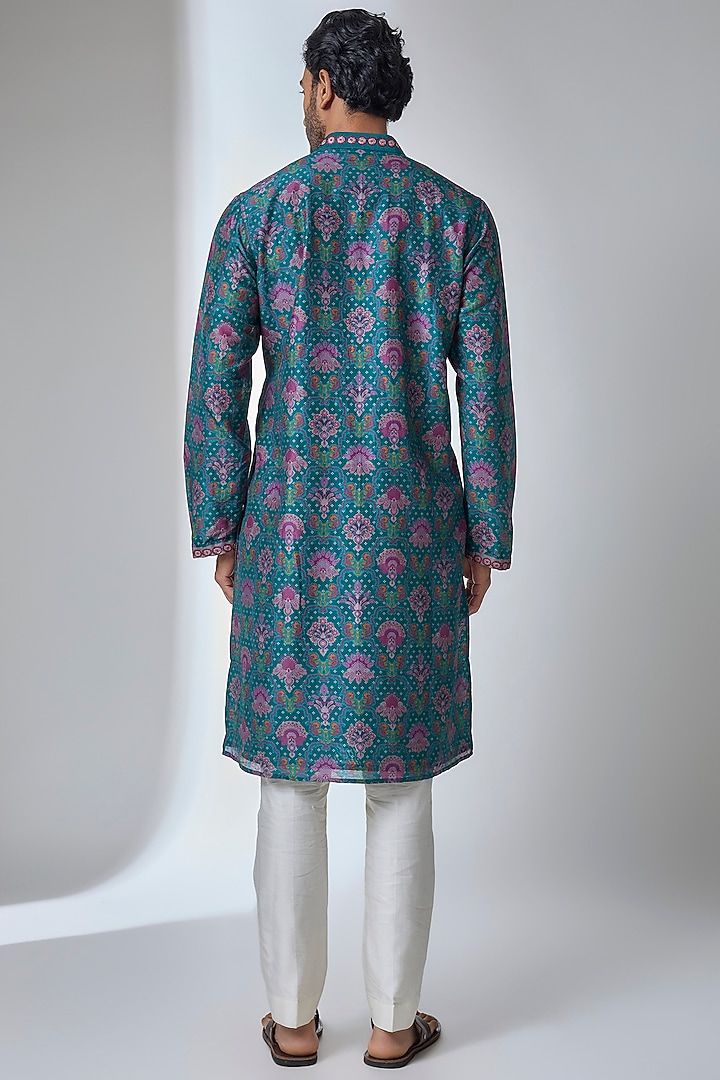 Turquoise Blue Silk Chanderi Kurta by Siddhartha Bansal Men at Pernia's Pop Up Shop