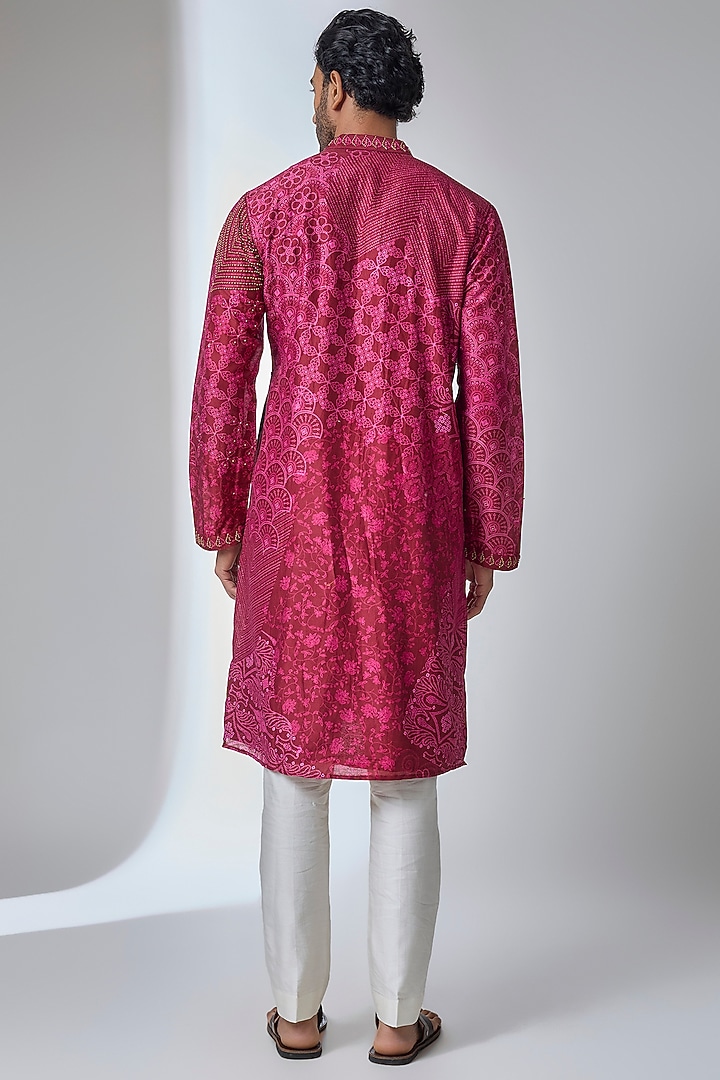 Regal Wine Silk Chanderi Kurta by Siddhartha Bansal Men at Pernia's Pop Up Shop