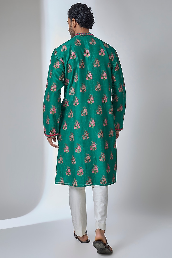 Forest Green Silk Chanderi Kurta by Siddhartha Bansal Men at Pernia's Pop Up Shop