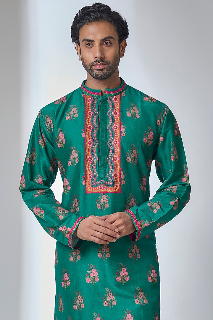 Forest Green Silk Chanderi Kurta by Siddhartha Bansal Men at Pernia's Pop Up Shop