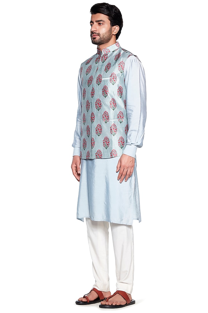 Grey Floral Bundi Jacket by Siddhartha Bansal Men at Pernia's Pop Up Shop