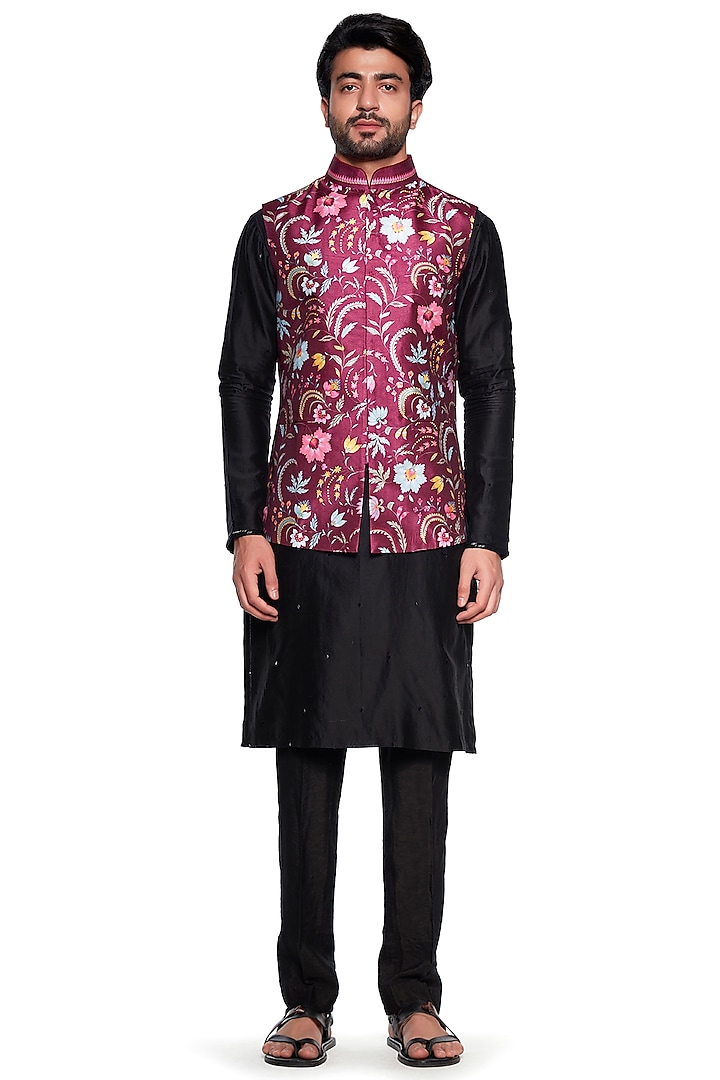 Maroon Dupion Bundi Jacket by Siddhartha Bansal Men