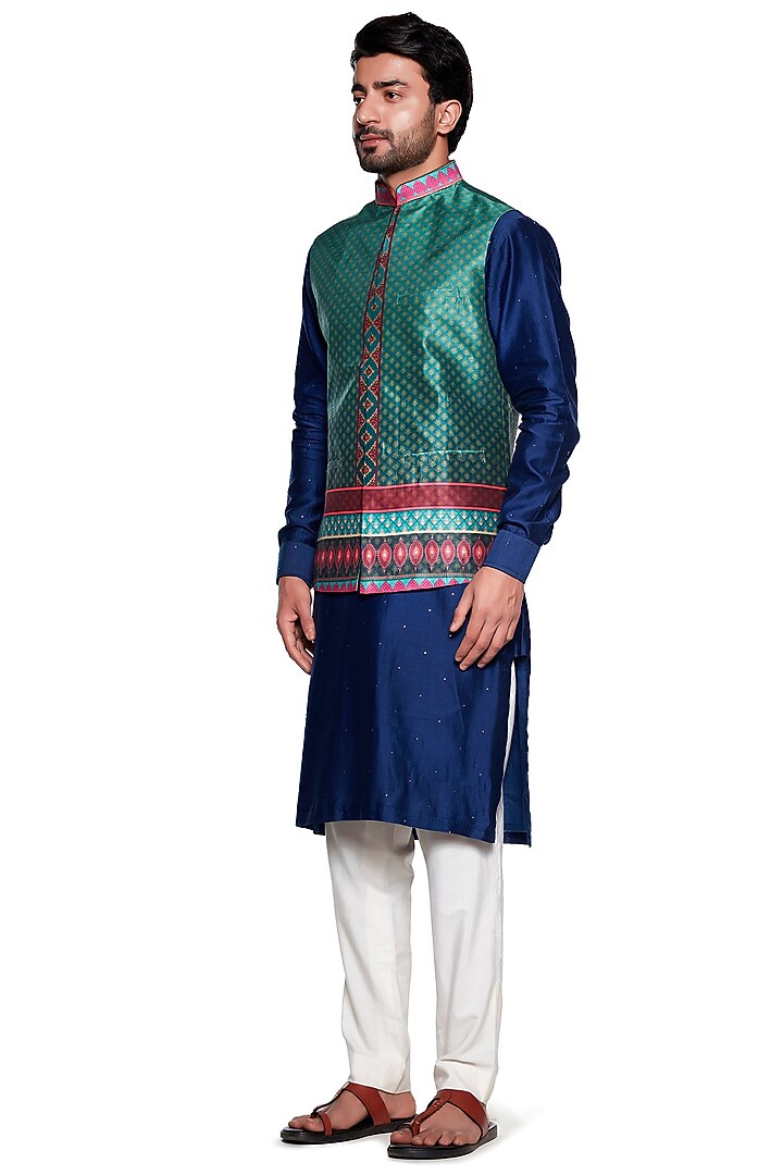 Green Dupion Printed Bundi Jacket by Siddhartha Bansal Men at Pernia's Pop Up Shop