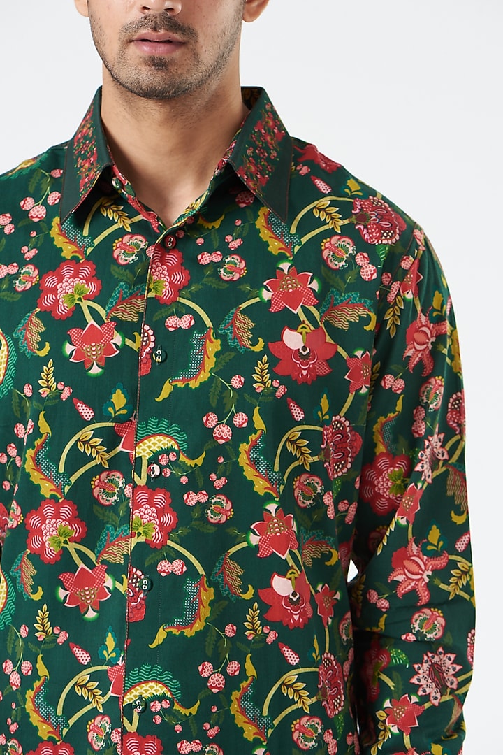 Emerald Green Cotton Satin Printed Party Wear Shirt by Siddhartha Bansal Men at Pernia's Pop Up Shop