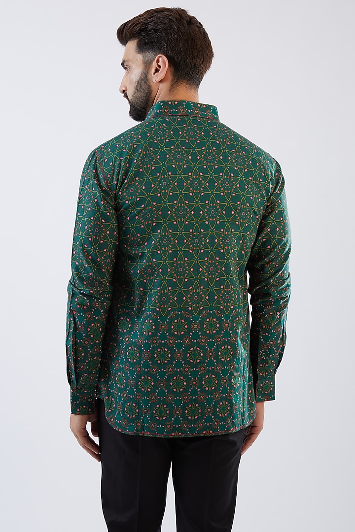 Emerald Green Cotton Satin Digital Printed Party Wear Shirt by Siddhartha Bansal Men at Pernia's Pop Up Shop
