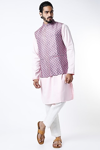 Powder Pink Kurta Set With Bundi Jacket by Siddhartha Bansal Men