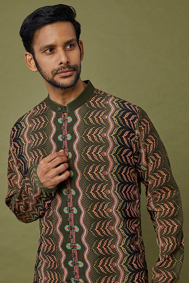 Brown Viscose Stripe Digital Printed Kurta Set by Siddhartha Bansal Men at Pernia's Pop Up Shop