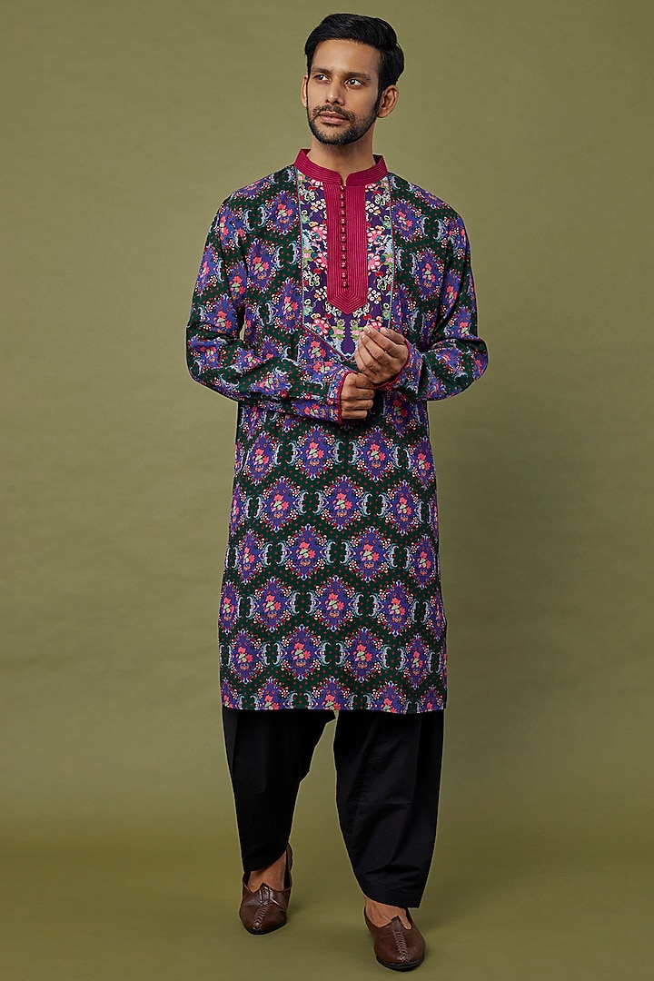 Purple Digital Printed Kurta Set by Siddhartha Bansal Men at Pernia's Pop Up Shop