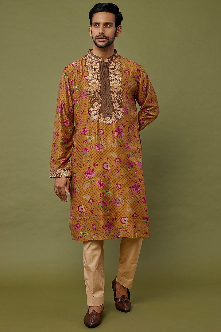 Brown Printed Kurta Set by Siddhartha Bansal Men