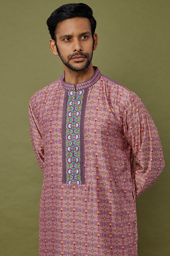 Lilac Embroidered & Printed Kurta Set by Siddhartha Bansal Men at Pernia's Pop Up Shop