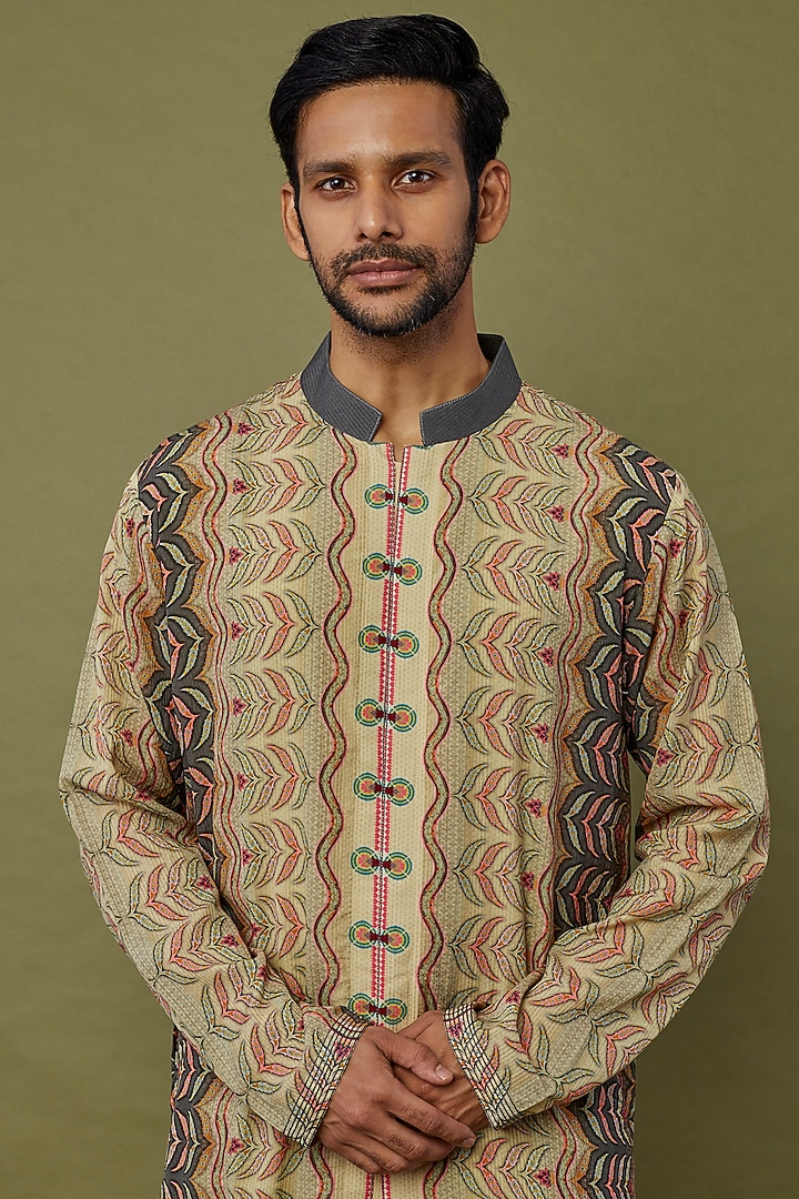 Beige Viscose Stripe Digital Printed Kurta Set by Siddhartha Bansal Men at Pernia's Pop Up Shop