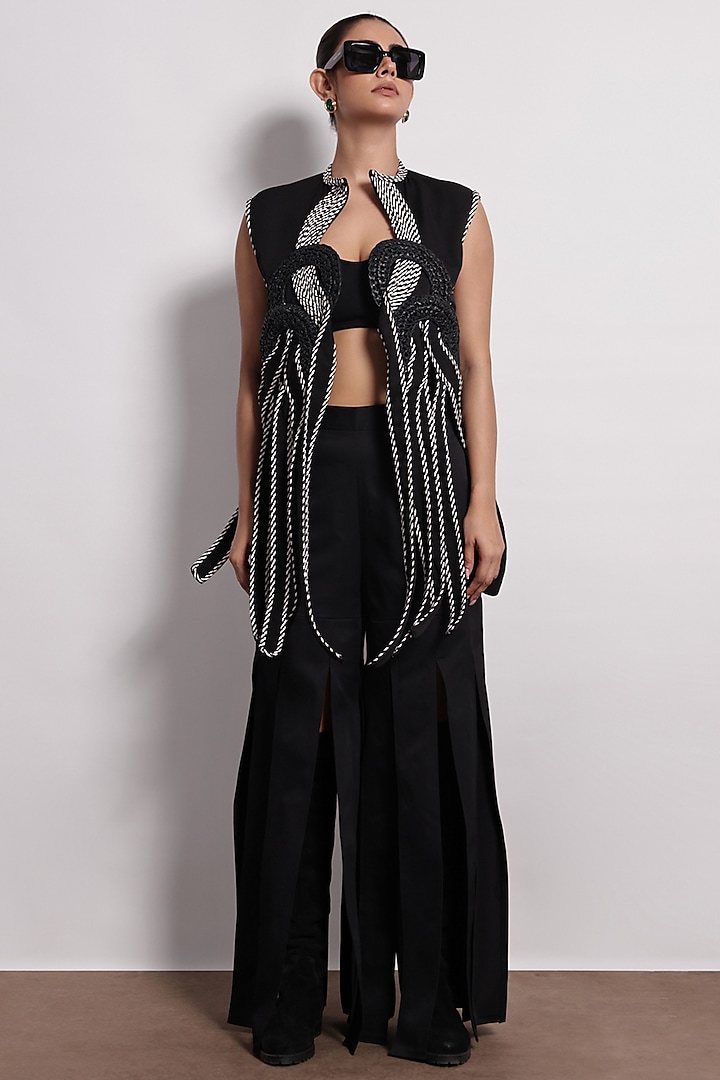 Black-White Crepe Monochrome Jacket by Devina Juneja at Pernia's Pop Up Shop