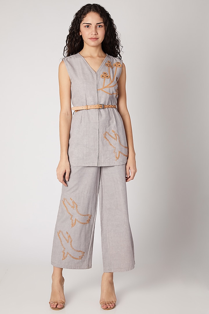 Grey Bird Embellished Pantsuit With Belt by Devina Juneja
