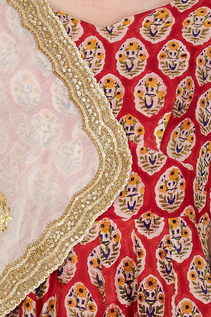Red Embroidered & Printed Wedding Anarkali Set by Shalini Dokania at Pernia's Pop Up Shop