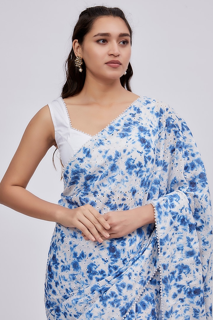 Blue Cotton Hakoba Tie-Dyed Printed Party Wear Saree Set by Shalini Dokania at Pernia's Pop Up Shop