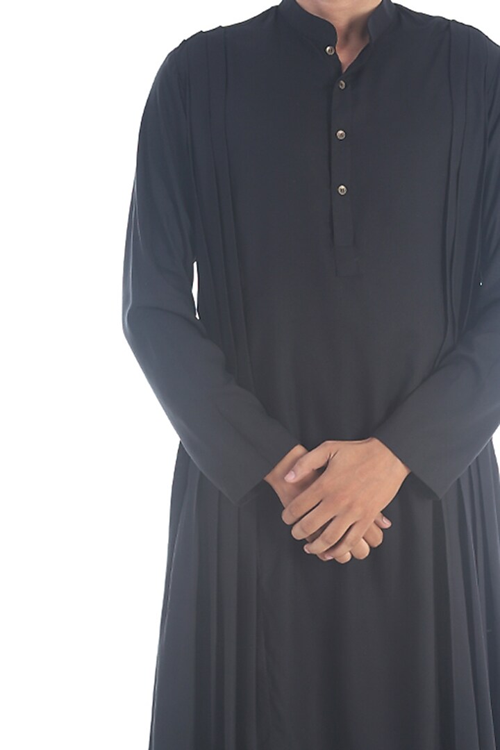 Black Draped Pleated Kurta by Sadan Pande Men at Pernia's Pop Up Shop