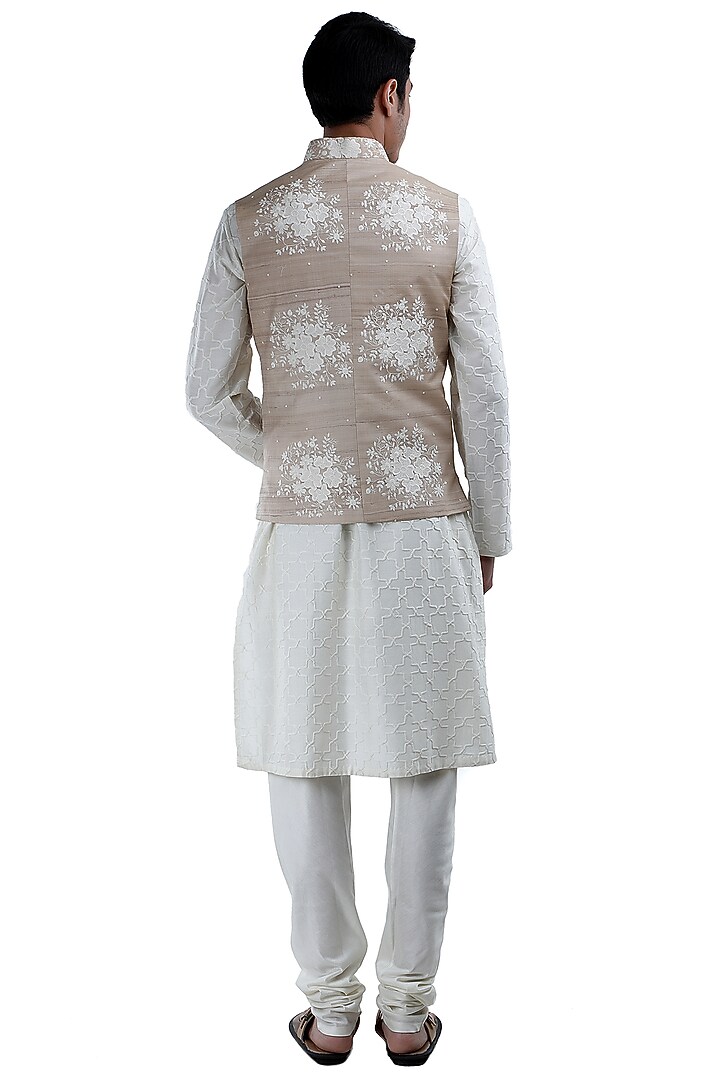White Thread Embroidered Jacket by Sadan Pande Men at Pernia's Pop Up Shop