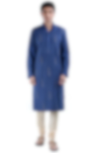 Blue Embroidered Kurta Set by Sadan Pande Men