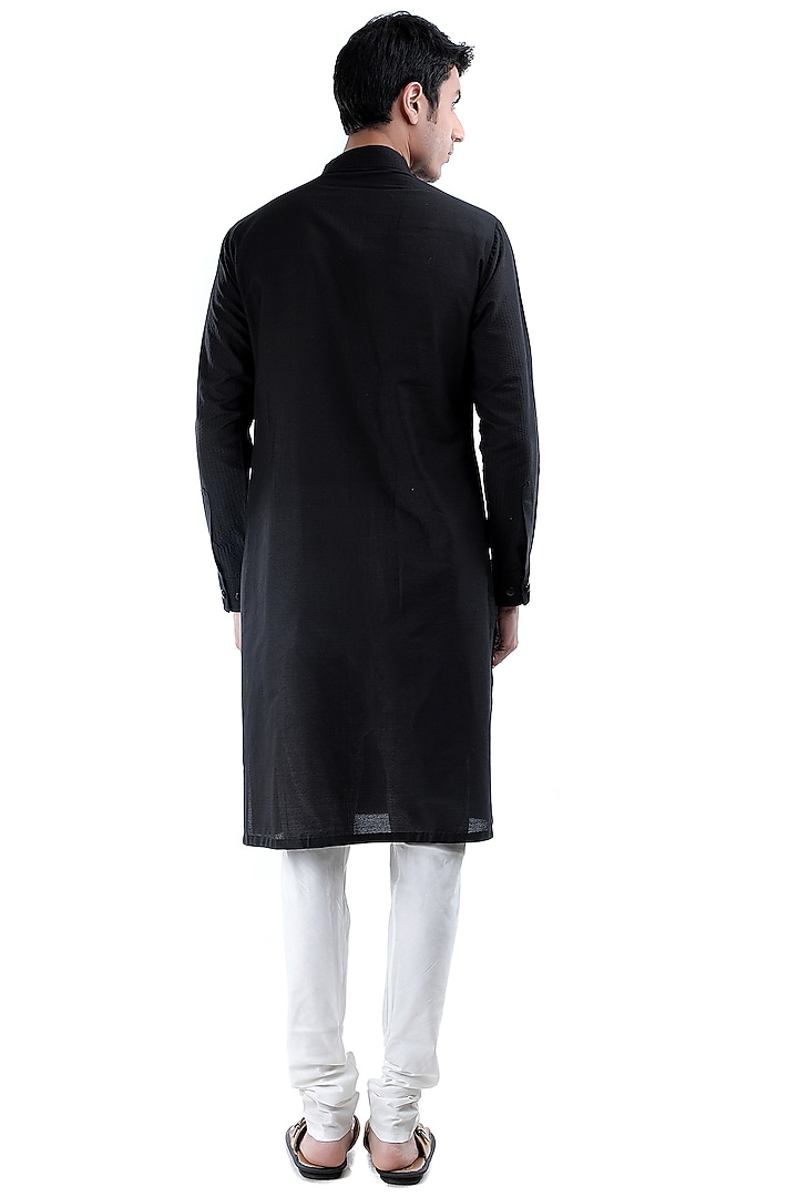 Black Kurta Set With Pintucks by Sadan Pande Men at Pernia's Pop Up Shop