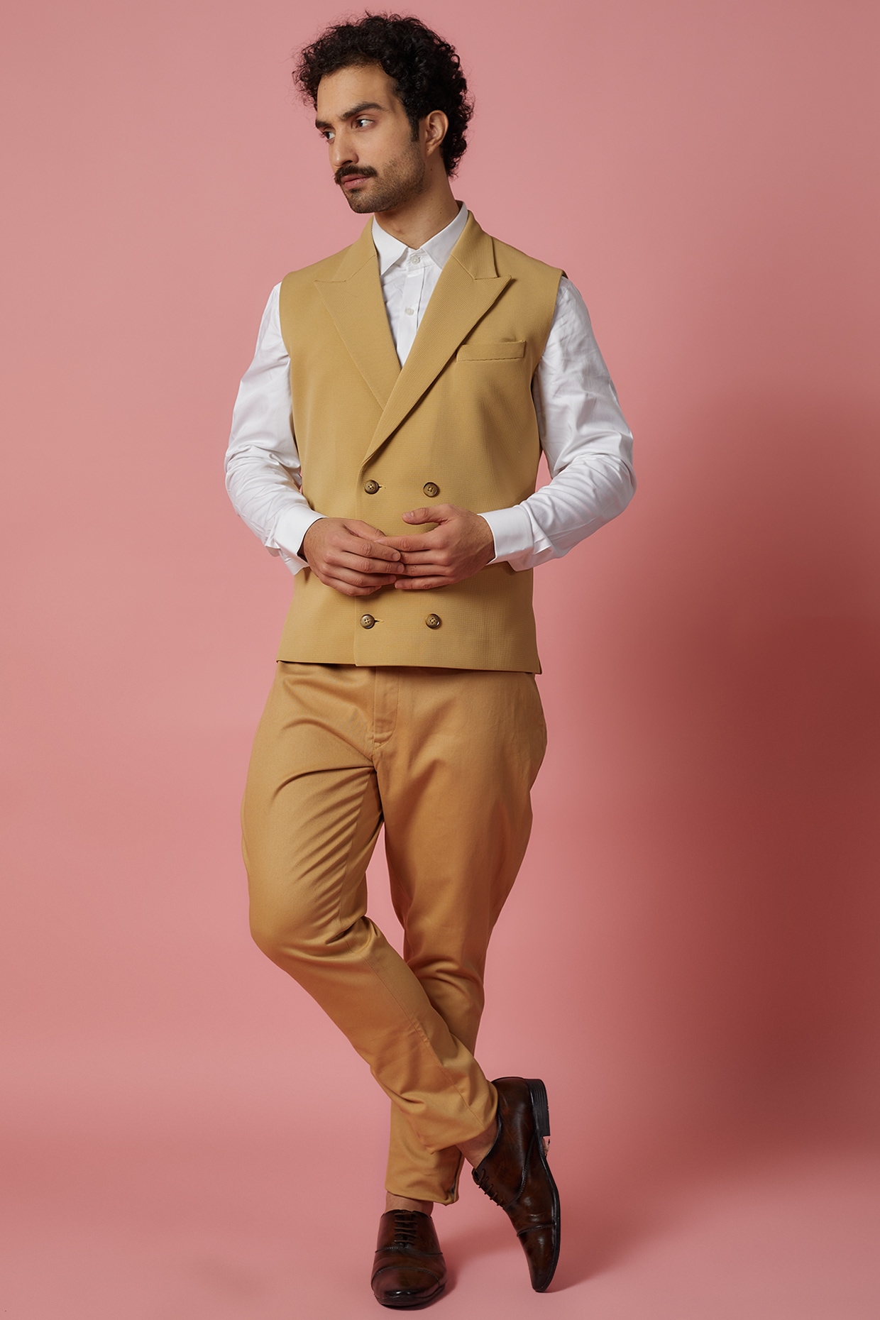 Waistcoat clearance for engagement