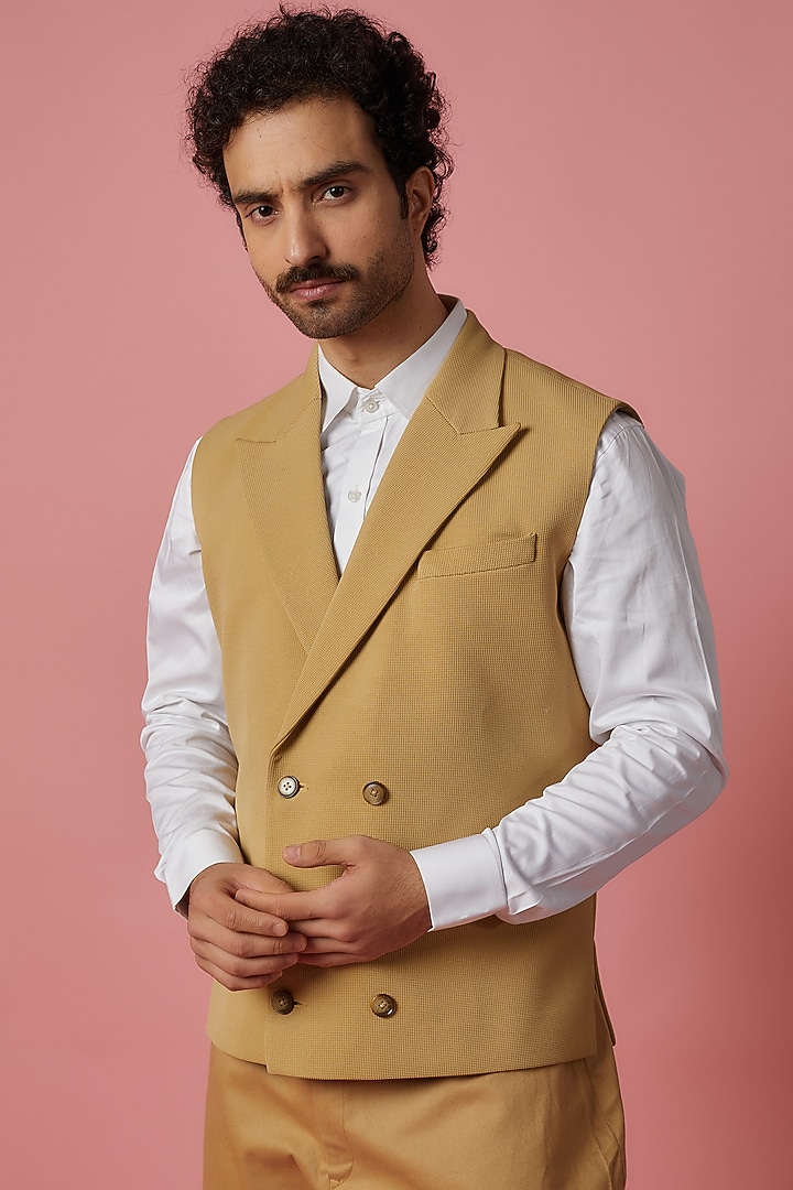 Beige Poly Silk Waistcoat Set by SHIRRIN DESIGN CO. MEN at Pernia's Pop Up Shop
