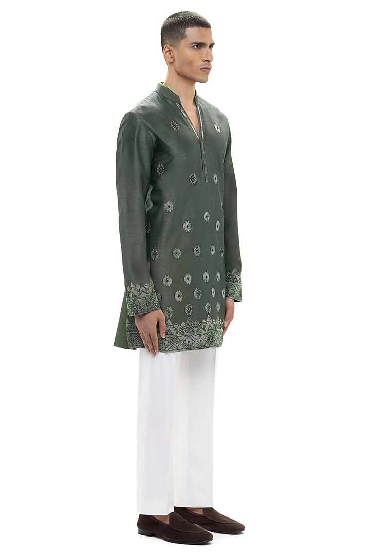 Green Silk & Organza Embroidered Kurta Set by SDS by KUSHAL SHAH at Pernia's Pop Up Shop