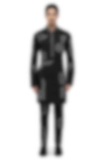 Black & White Linen Thread Embroidered Kurta Set by SDS by KUSHAL SHAH at Pernia's Pop Up Shop