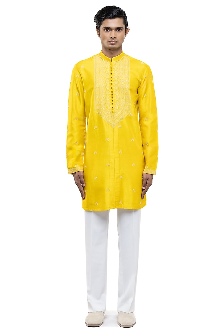 Yellow Silk Hand Embroidered Kurta Set by SDS by KUSHAL SHAH at Pernia's Pop Up Shop
