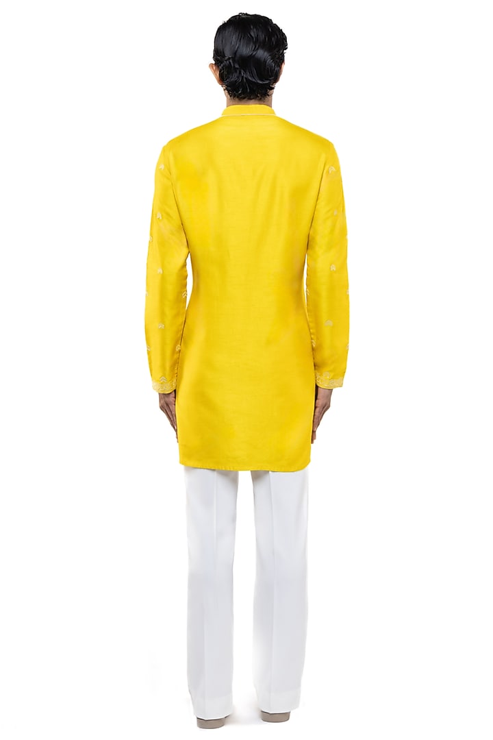 Yellow Silk Hand Embroidered Kurta Set by SDS by KUSHAL SHAH at Pernia's Pop Up Shop