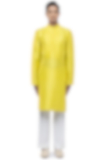 Yellow Silk Kurta Set by SDS by KUSHAL SHAH at Pernia's Pop Up Shop