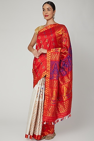 Red & White Woven Handloom Saree Set by Sanjukta Dutta