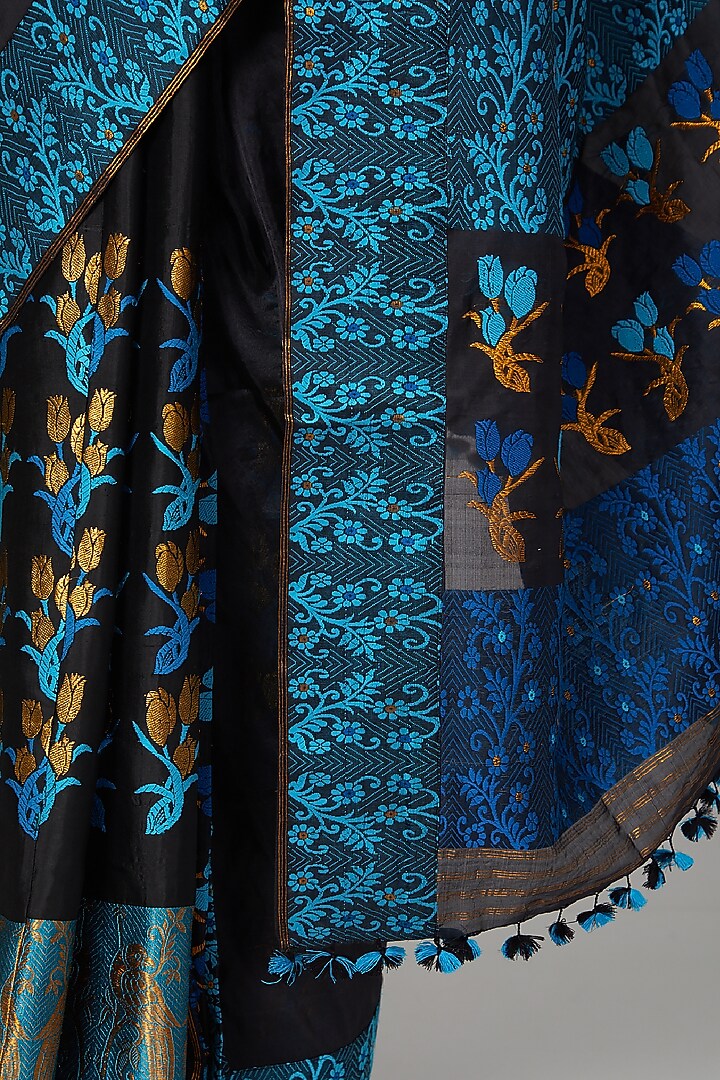 Black & Blue Handloom Wedding Saree Set by Sanjukta Dutta at Pernia's Pop Up Shop