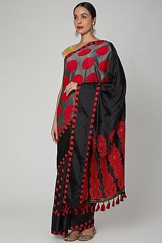 Black & Grey Handloom Saree Set by Sanjukta Dutta