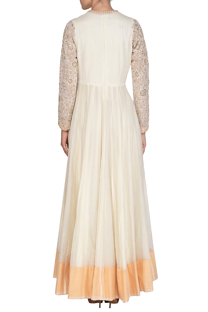 Off White Embroidered Wedding Anarkali Set by Shalini Dokania at Pernia's Pop Up Shop
