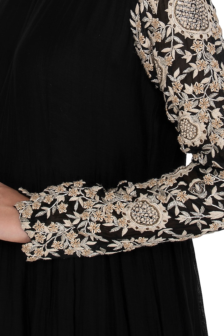 Black Embroidered Wedding Anarkali Set by Shalini Dokania at Pernia's Pop Up Shop
