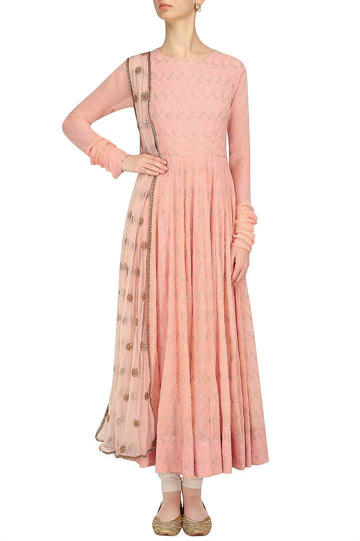Pink leaf embroidered anarkali kurta set available only at Pernia's Pop Up Shop.