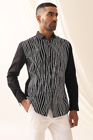 Black Cotton Printed Shirt by SEVENDC MEN