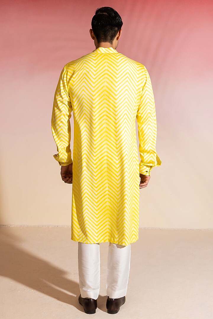 Lemon Cotton Silk Shibori Printed Kurta Set by SEVENDC MEN at Pernia's Pop Up Shop