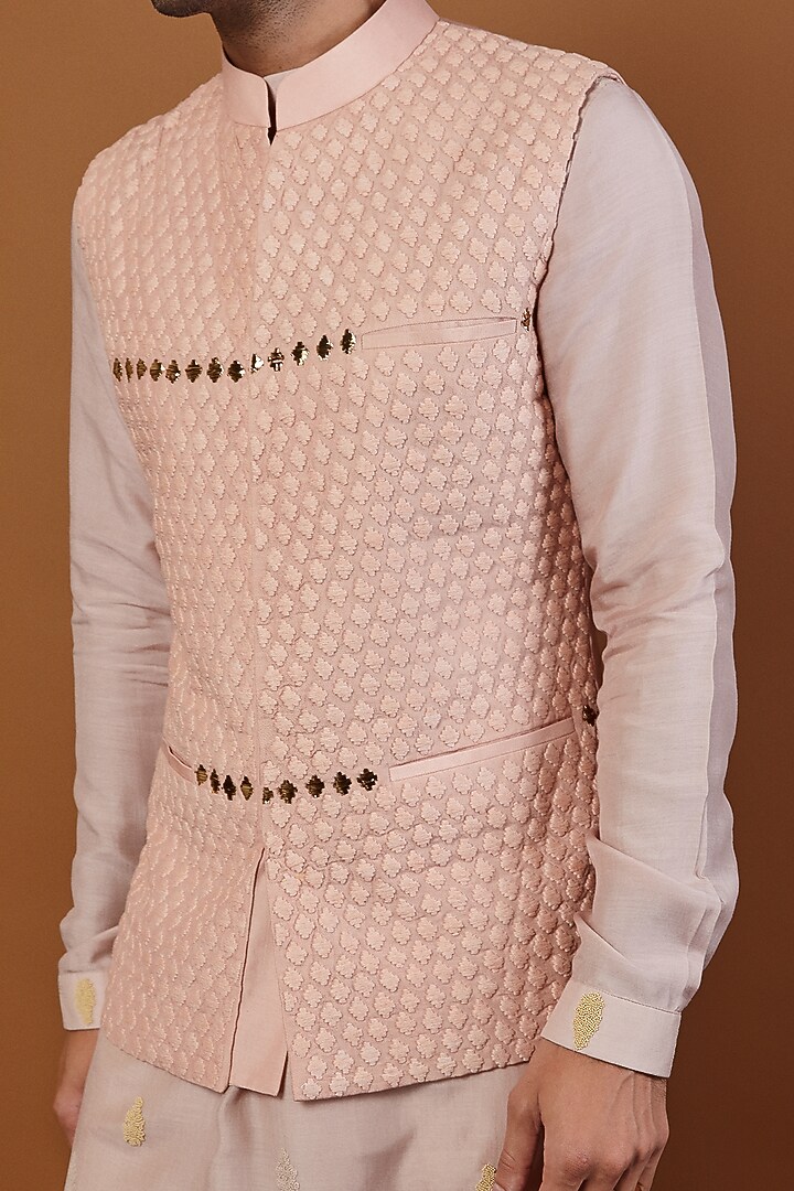 Dusty Pink Hand Embroidered Bundi Jacket by SEVENDC MEN at Pernia's Pop Up Shop