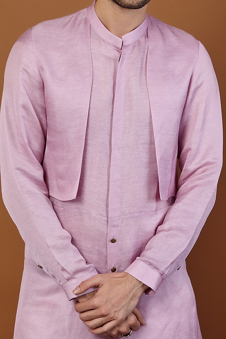 Lilac Textured Cotton Silk Paneled Kurta Set by SEVENDC MEN at Pernia's Pop Up Shop