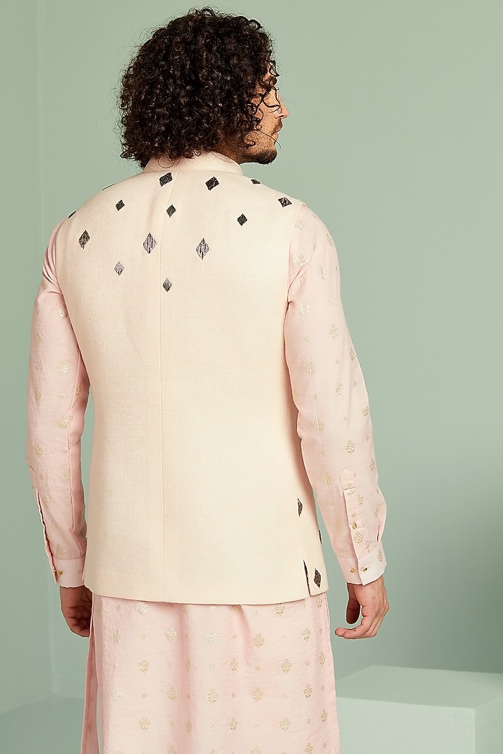 Pink Silk Embroidered Bundi Jacket by SEVENDC MEN at Pernia's Pop Up Shop