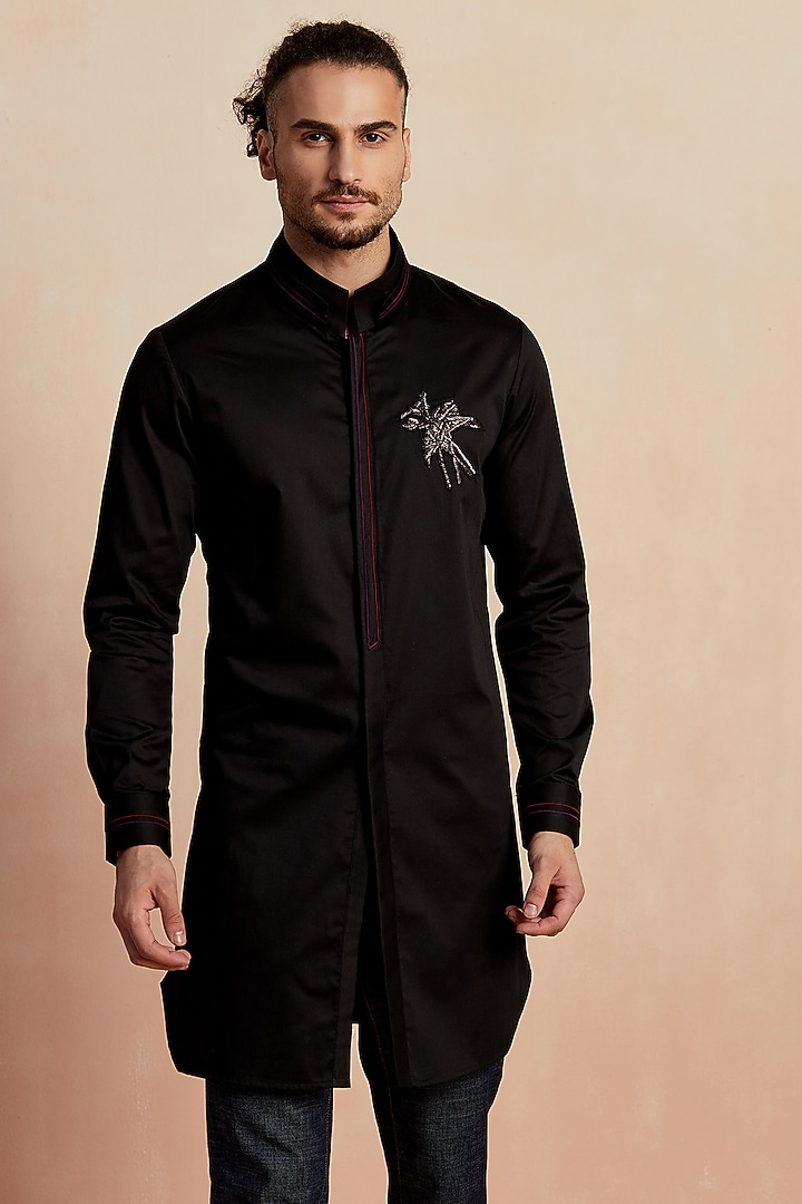 Black Cotton Hand Embroidered Kurta by SEVENDC MEN at Pernia's Pop Up Shop