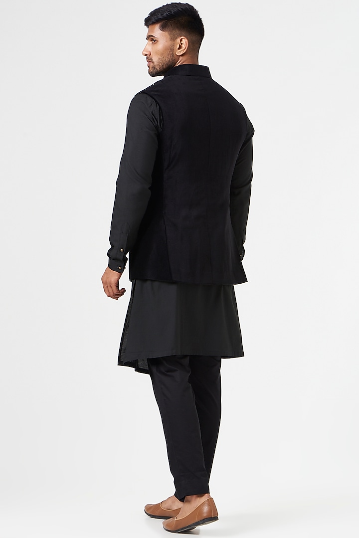 Black Velvet Metal Embroidered Nehru Jacket Set by SEVENDC MEN at Pernia's Pop Up Shop