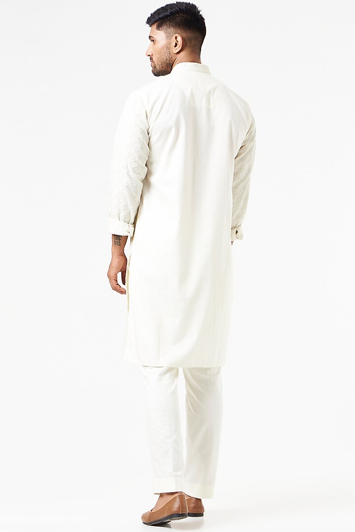 Ivory Embroidered Kurta Set by SEVENDC MEN at Pernia's Pop Up Shop