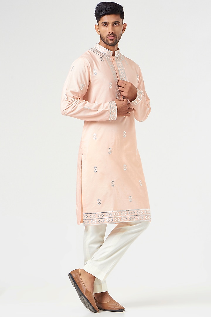 Pink Embroidered Kurta Set by SEVENDC MEN at Pernia's Pop Up Shop