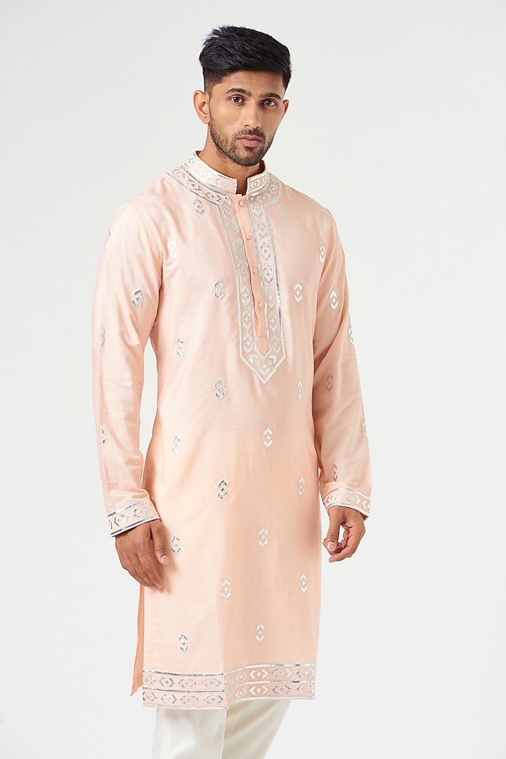 Pink Embroidered Kurta Set by SEVENDC MEN at Pernia's Pop Up Shop